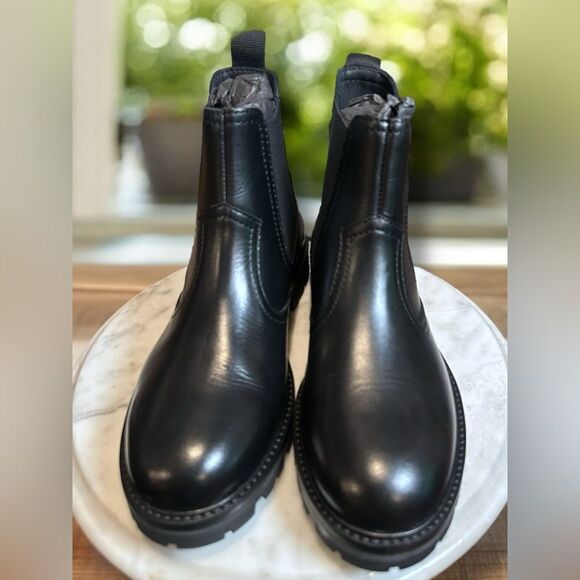 NEW The KOOPLES $495 SMOOTH LEATHER CHELSEA BOOTS Size EU 42 - Picture 3 of 16
